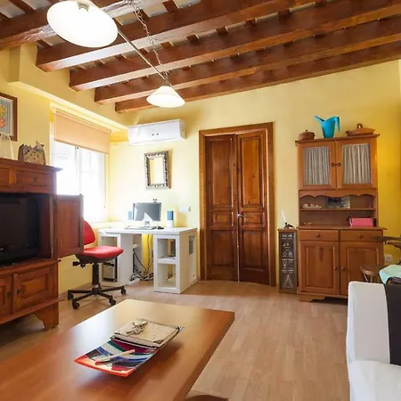 Acogedor Apartamento En Cadiz. *